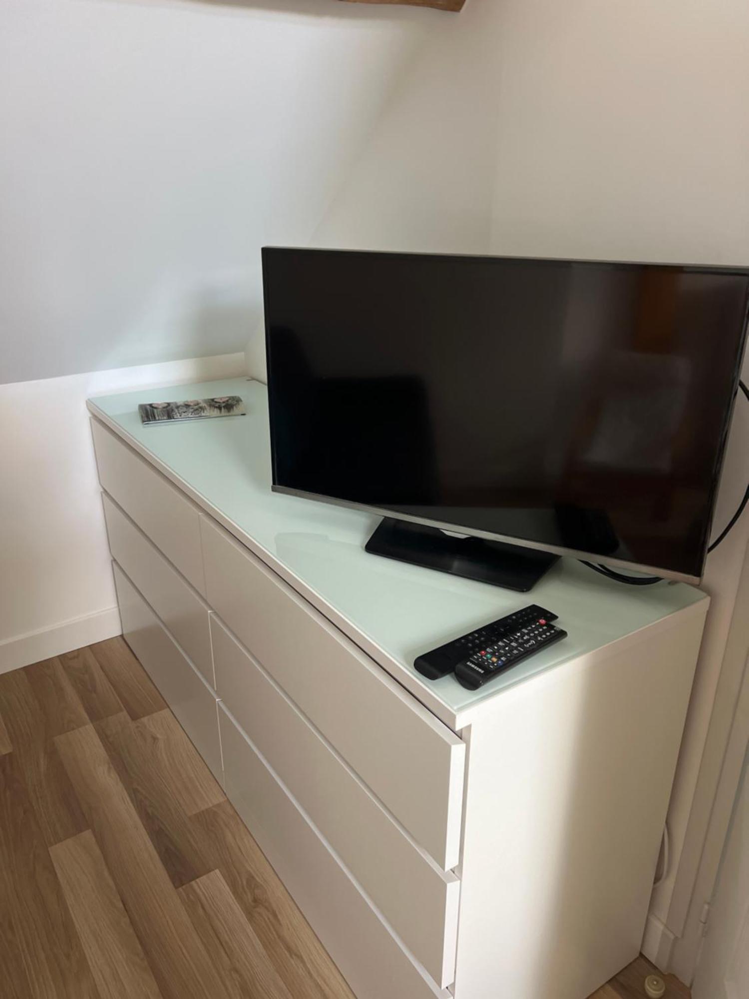 Apartment La *
